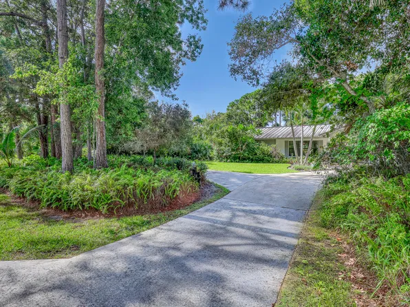 5548 Shirley Dr, Jupiter, FL 33458