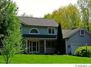 3 Mount View Cres, Webster, NY 14580