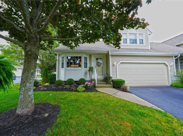 17 Old Mill Cir, Elma, NY 14059