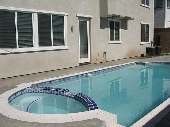 Refreshing Pool & Spa