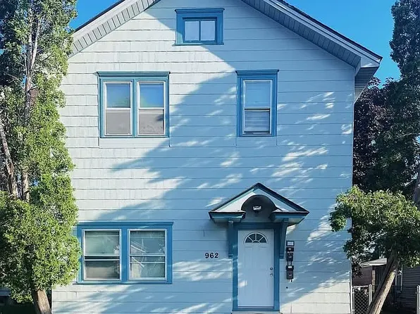 962 6th St E #1, Saint Paul, MN 55106