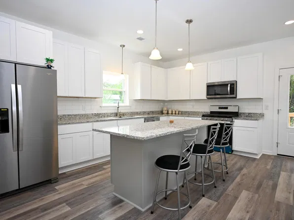 357 Wilson St, Batesburg, SC 29006