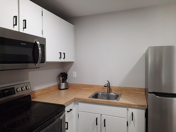5th image of 22 Matterhorn Cir Unit 10