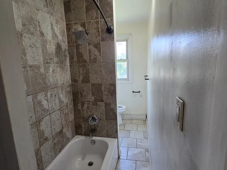 320 Cleveland Ave — Photo 7
