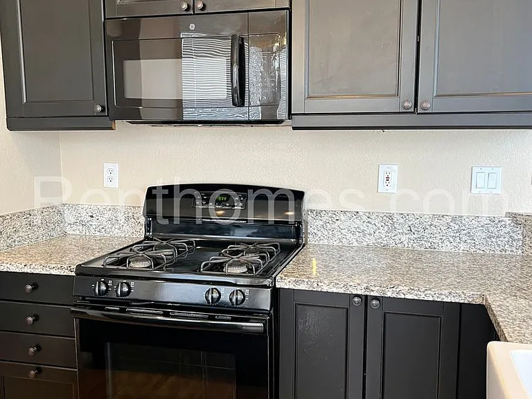 11597 Trailbrush Point — Photo 9