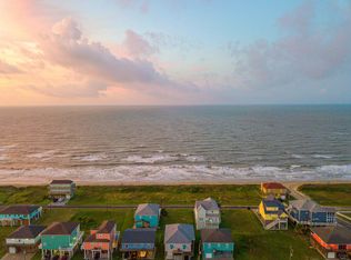 128 Jewel St, Pt Bolivar, TX 77650