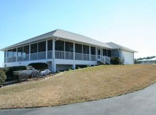 16775 SE 27th Place Rd, Ocklawaha, FL 32179