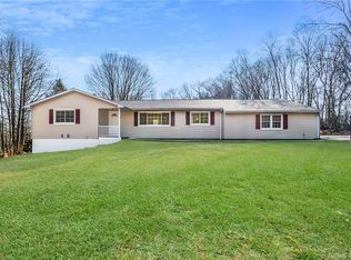 7 Ortega Dr, Preston, CT 06365