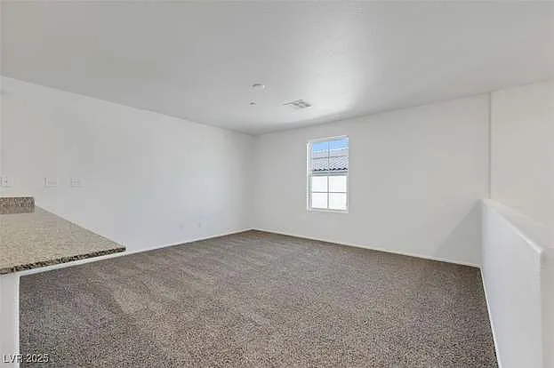 4561 Woolcomber St N — Photo 23