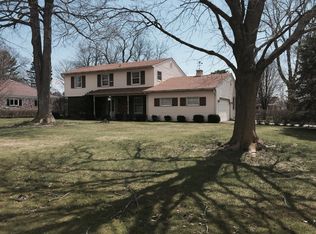 19238 Orchard Heights Dr, South Bend, IN 46614