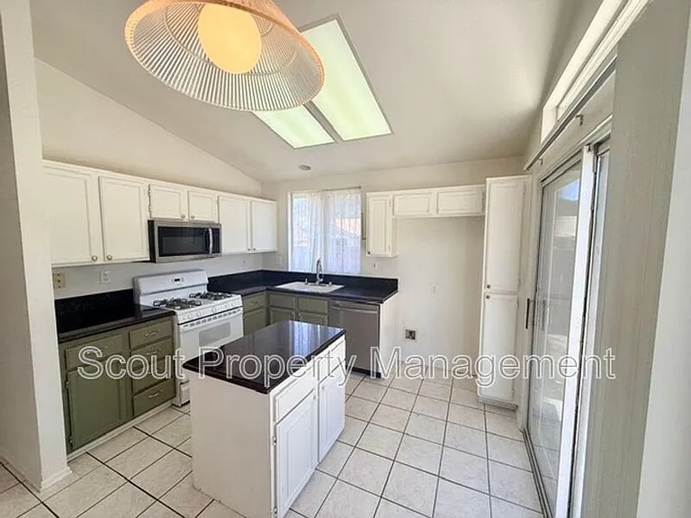 45369 Tejon Ct — Photo 23
