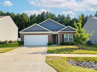 2880 Sherrills Stream Dr, Sherrills Ford, NC 28673
