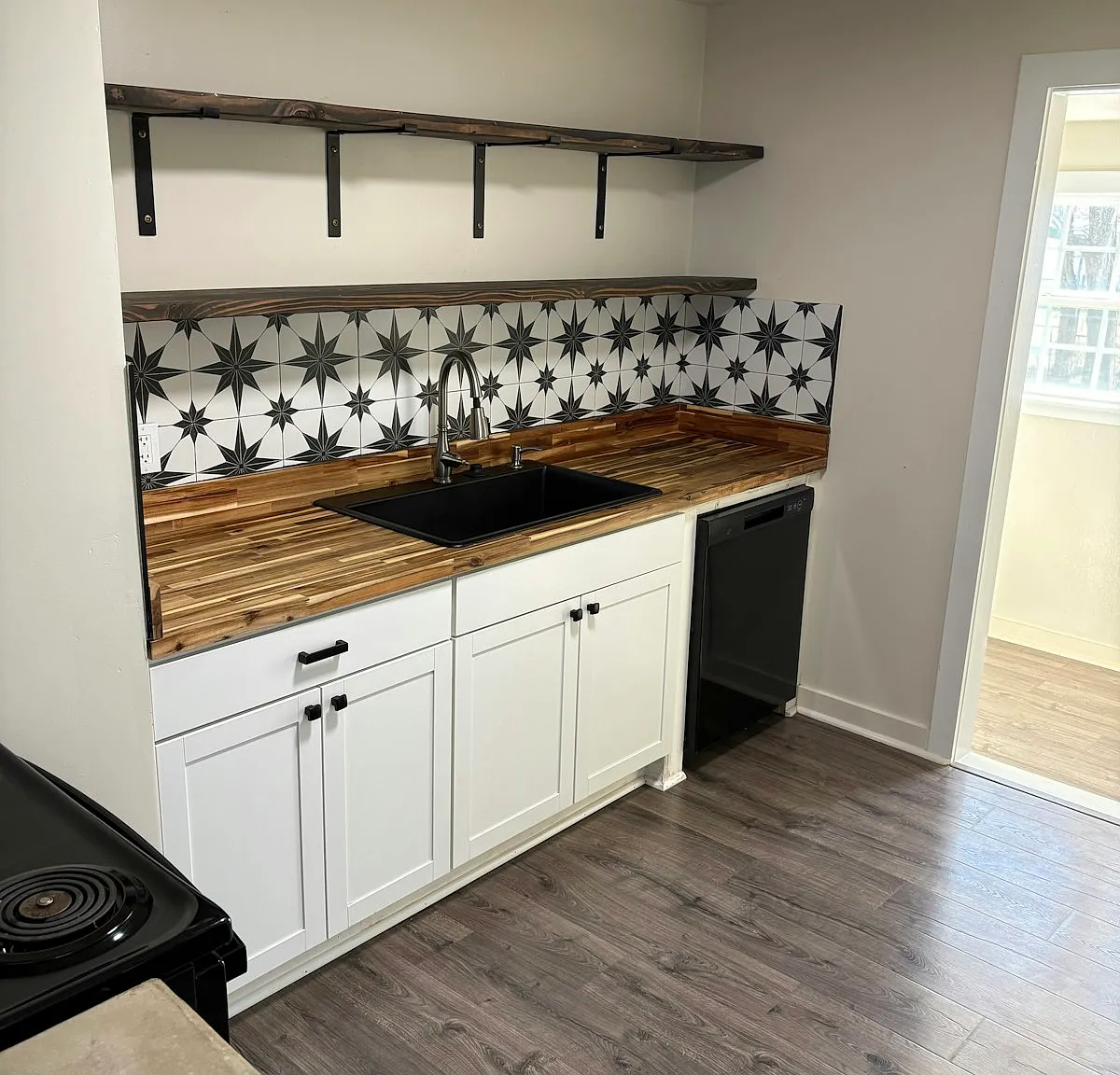 1304 East Lincoln Avenue — Photo 4