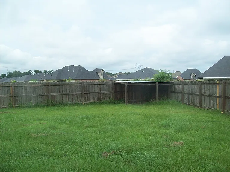 26043 Wimbledon Ave — Photo 27