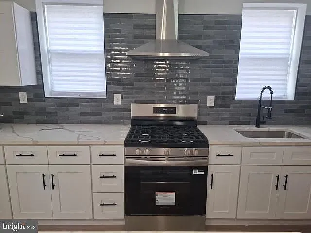 3 bed, 4.0 bath, 1474 sqft, $2,800 — Photo 2