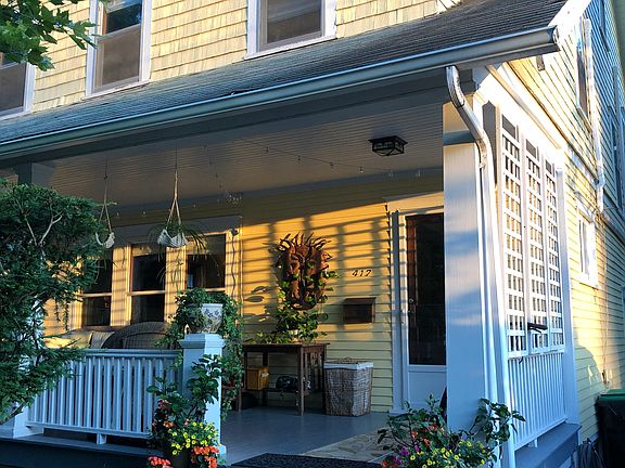 5th image of 417 W Nittany Ave