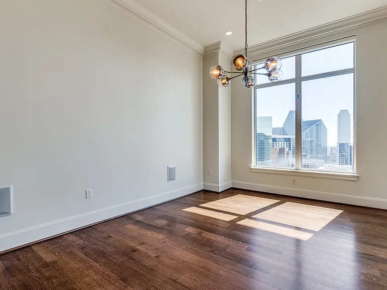 2555 N Pearl St #2001 — Photo 10