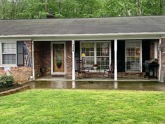 4th image of 1524 W Fairfield Dr