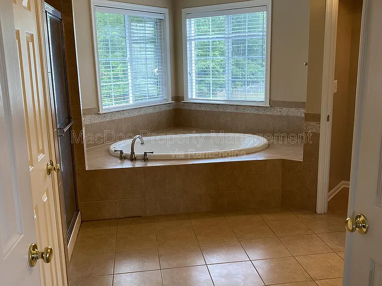 121 Riggs Rd — Photo 47