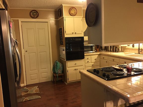 3rd image of 151 McKnight Dr