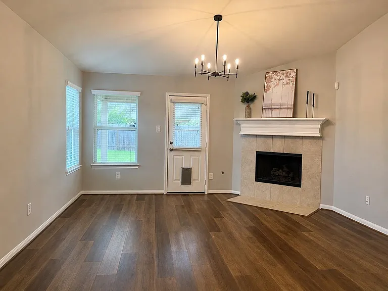 2310 Corry Crest Cir — Photo 6