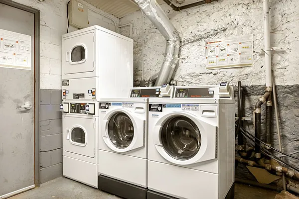 Sold by Compass | media 6