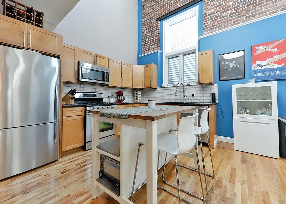 1st image of 336 Saratoga St APT 3