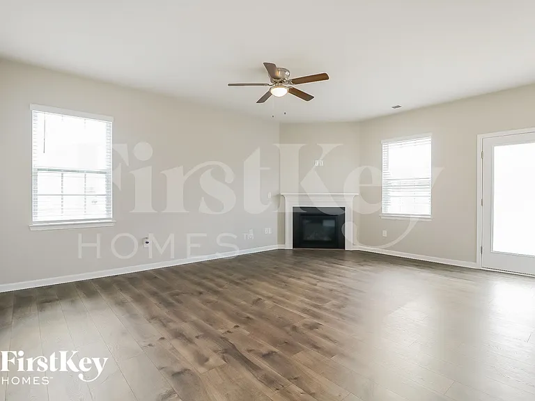 114 Rivercamp St — Photo 4