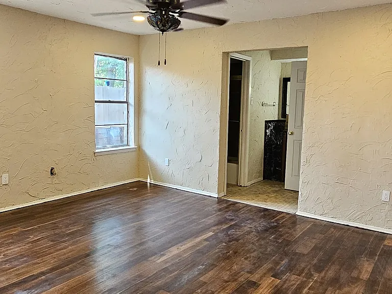 2213 Jimmydee Dr — Photo 13