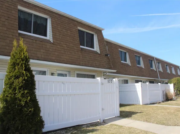 177 Storm Drive, Holtsville, NY 11742