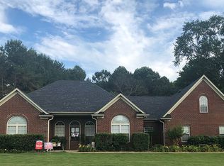 4425 Chamberlin Oaks Dr, Hernando, MS 38632