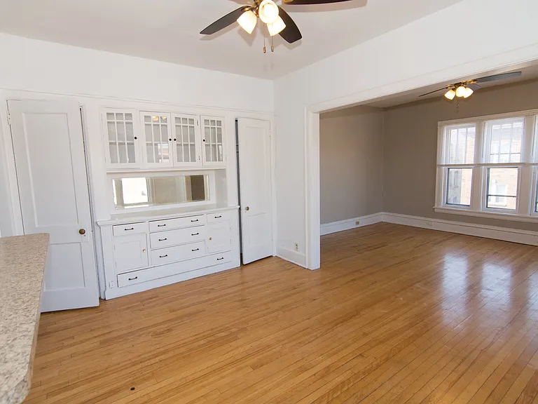 Stevens Square Apartments — Photo 228