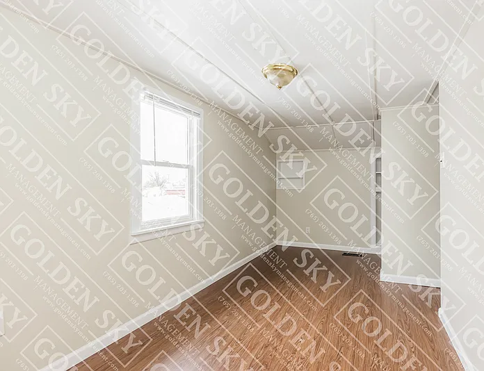 219 W Memorial Dr — Photo 5