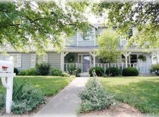 1963 Banyan Tree Rd, Collinsville, IL 62234