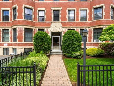 149 Winthrop Rd APT 5, Brookline, MA, 02445