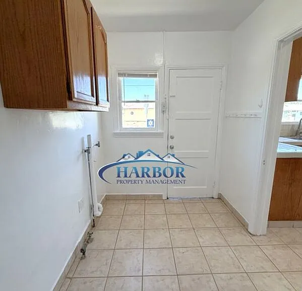 1667 N Lagoon Ave — Photo 10