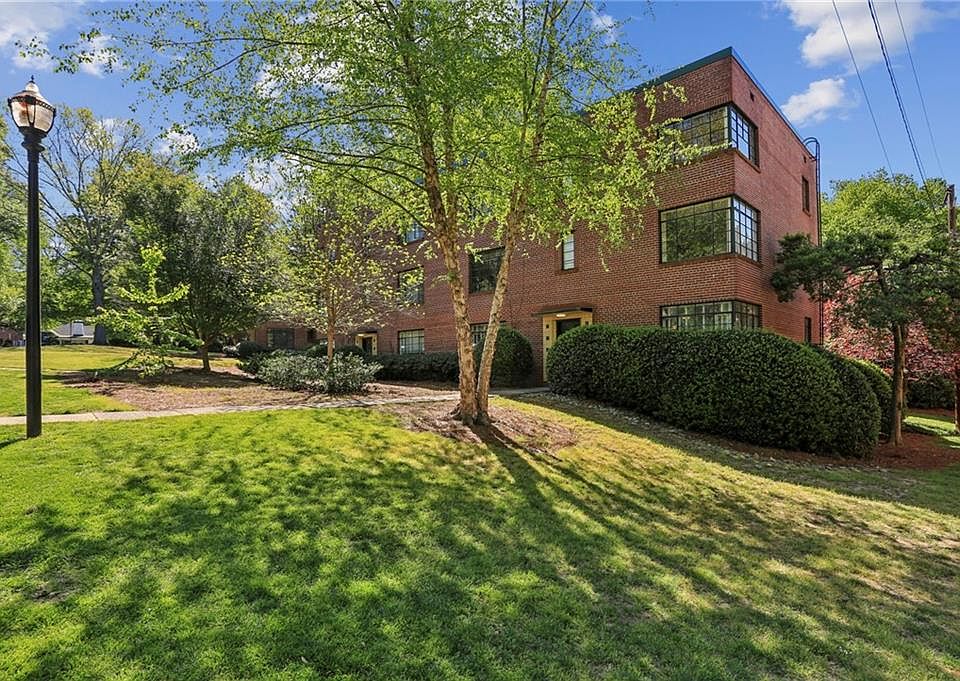 1st image of 1391 Normandy Dr NE APT 1