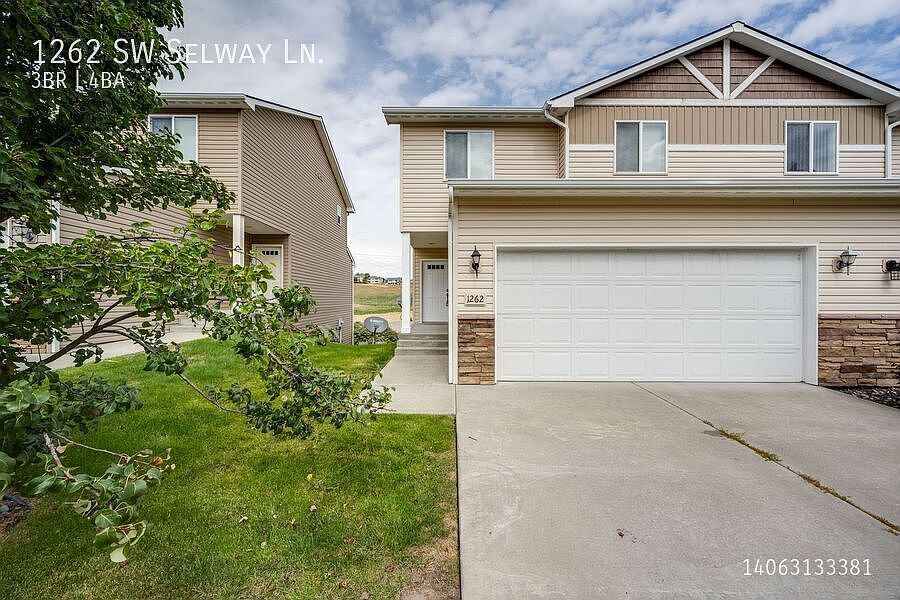 1st image of 1262 SW Selway Ln
