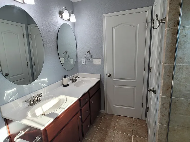 4969 Almandine Ave #1 — Photo 16