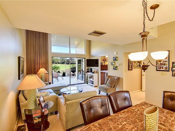 5th image of 35 Aspen Dr