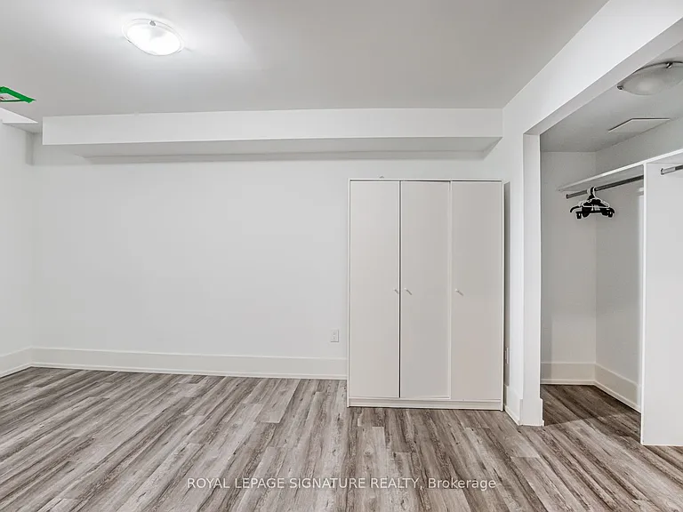 36 Roxaline St #BASEMENT — Photo 24