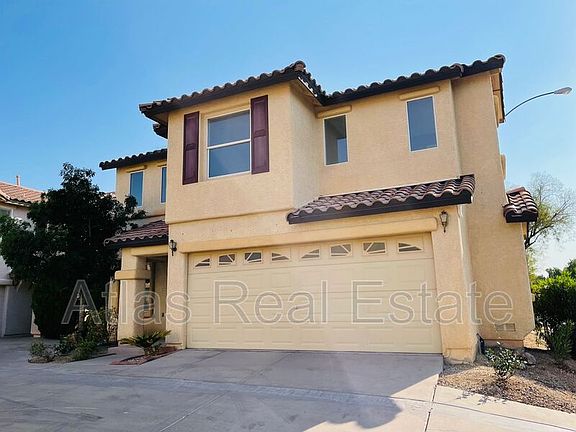 2nd image of 946 Cantabria Heights Ave