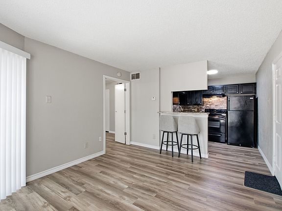 3rd image of 18333 Roehampton Dr APT 416