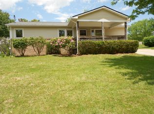 19 Stanley St, Candler, NC 28715