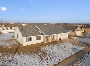 1762 Galway Ln, De Pere, WI 54115
