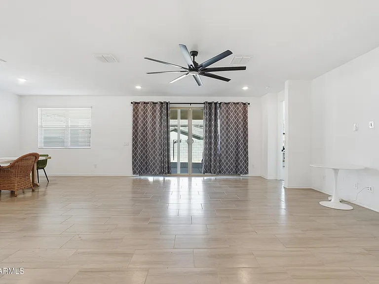 4650 W Gilbert Ct — Photo 7
