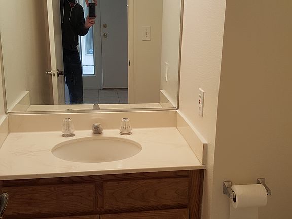 3rd image of 18132 Andrea Cir S Unit 2