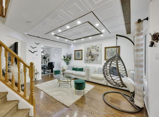 10 Chalkstone Dr #18, London, ON N6E3Z9