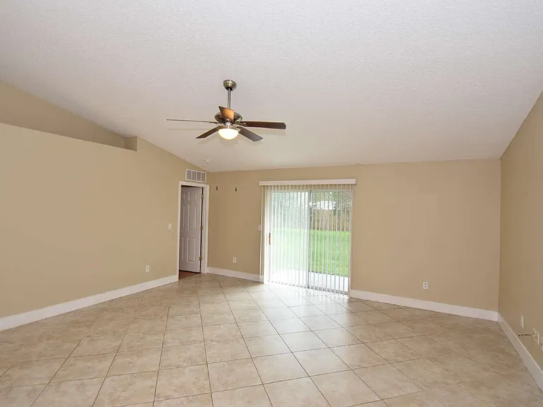 9 Reindeer Ln — Photo 17