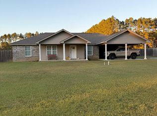 6745 Whites Farm Rd, Lucedale, MS 39452